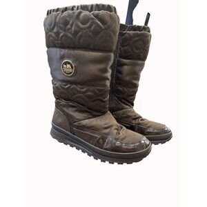 Coach Sinature women’s brown quilted nylon snow boots 7B SKU 6377